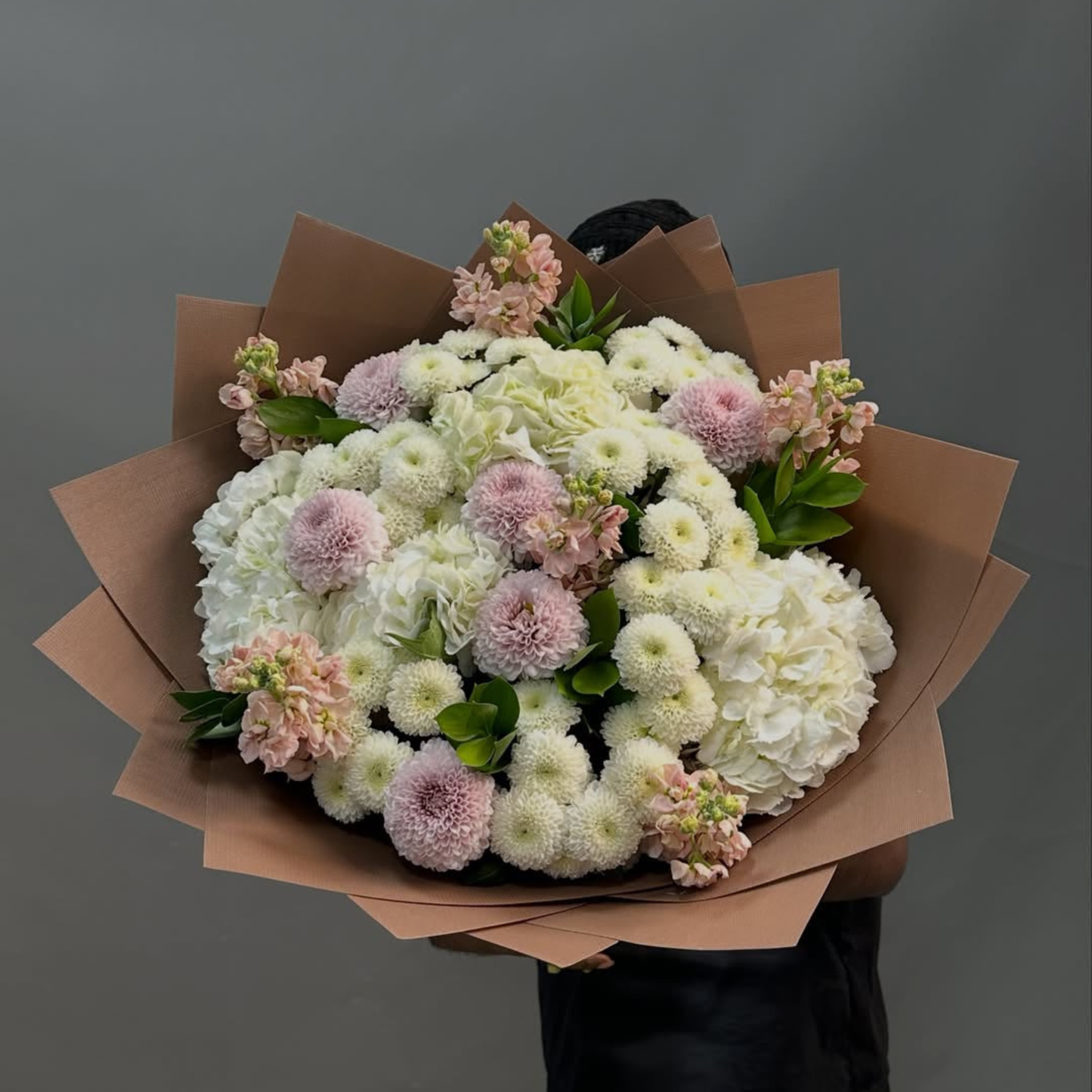Fresh Mixed Flowers Bouquet – Seasonal Luxury | Next-Day Dubai Delivery