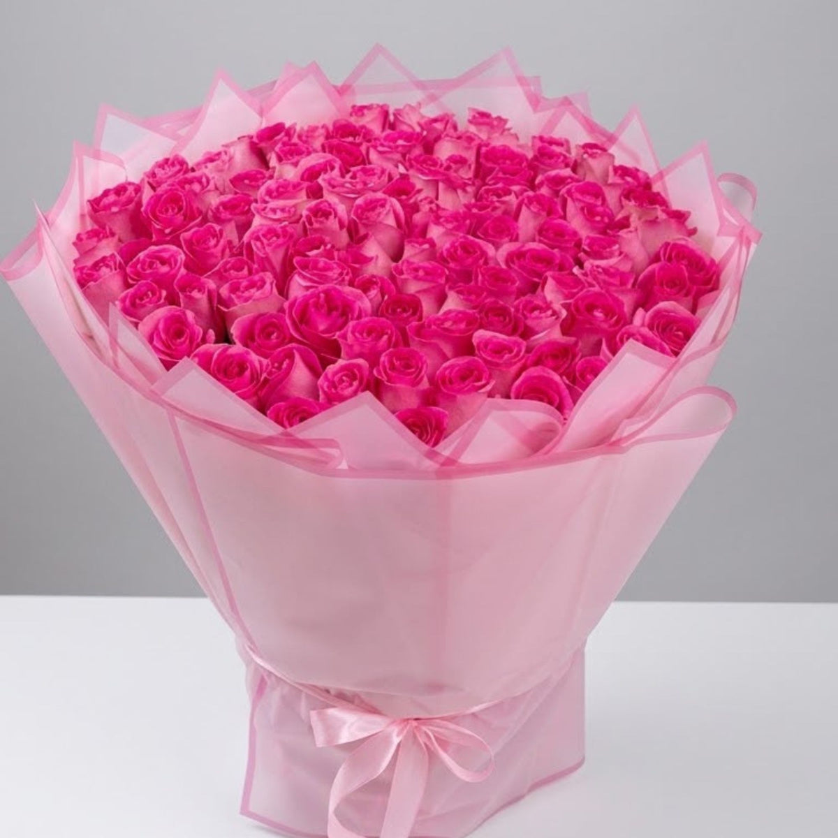 100 Pink Revival Roses – Luxury Bouquet | 5-Hour Express Dubai