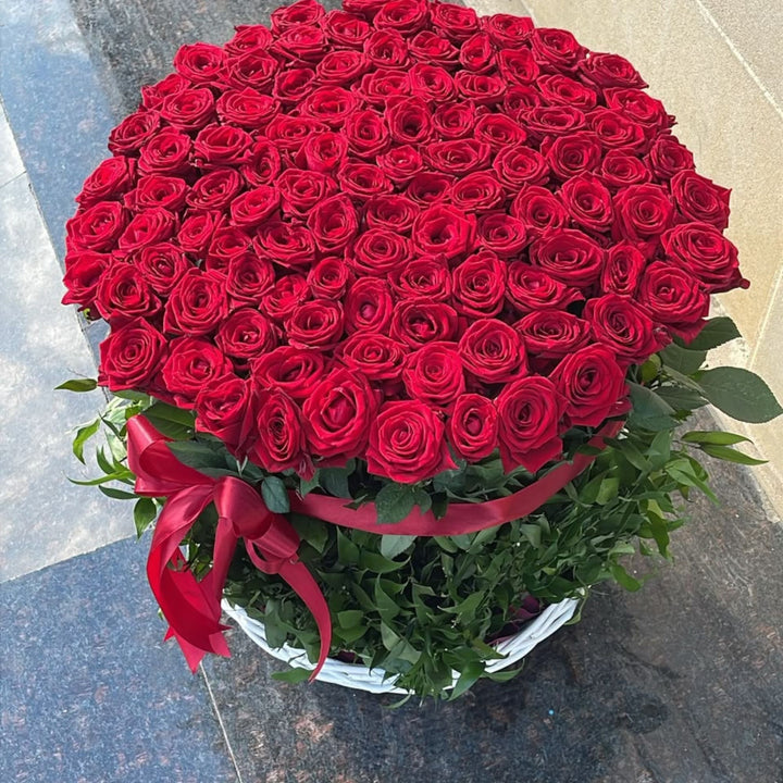 100 Roses – Luxury Basket Arrangement | Same-Day Dubai Delivery