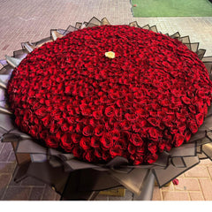 1001 red roses bouquet Dubai same-day delivery AED 3999 Flowerdxb