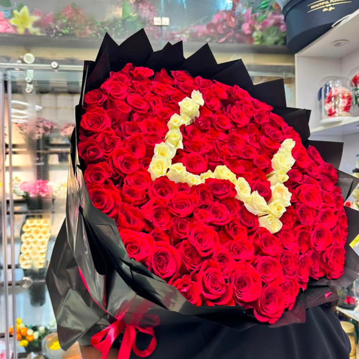 200 Roses with Custom Letters Personalised Luxury Bouquet | Dubai