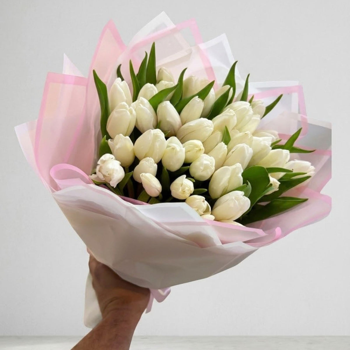 40 White Tulips – Pure Luxury Bouquet | 5-Hour & Same-Day Dubai Delivery