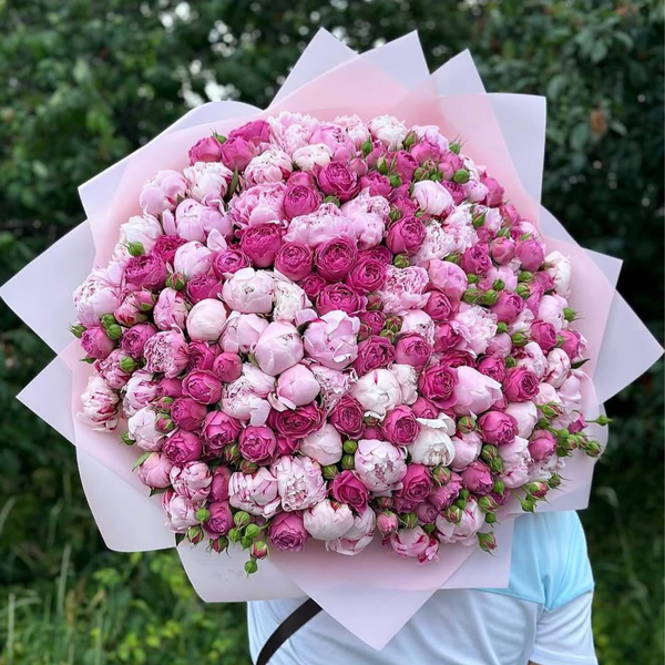 75 Peonies & 35 Baby Roses – Grand Luxury Bouquet | Dubai Delivery