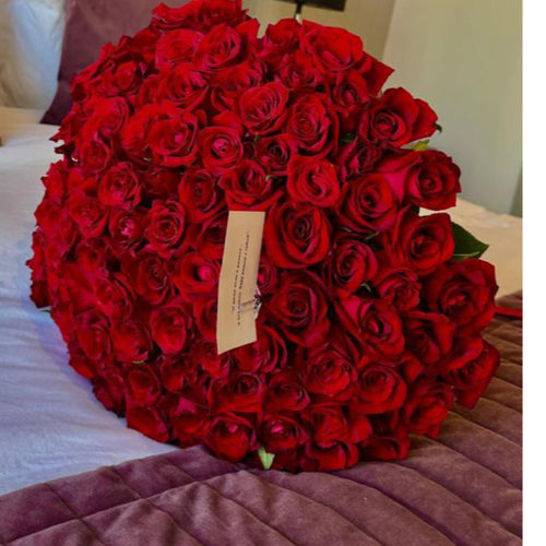 150 Luxury Big Red Roses – Red Ribbon, No Wrapping, 50–60 cm Stems