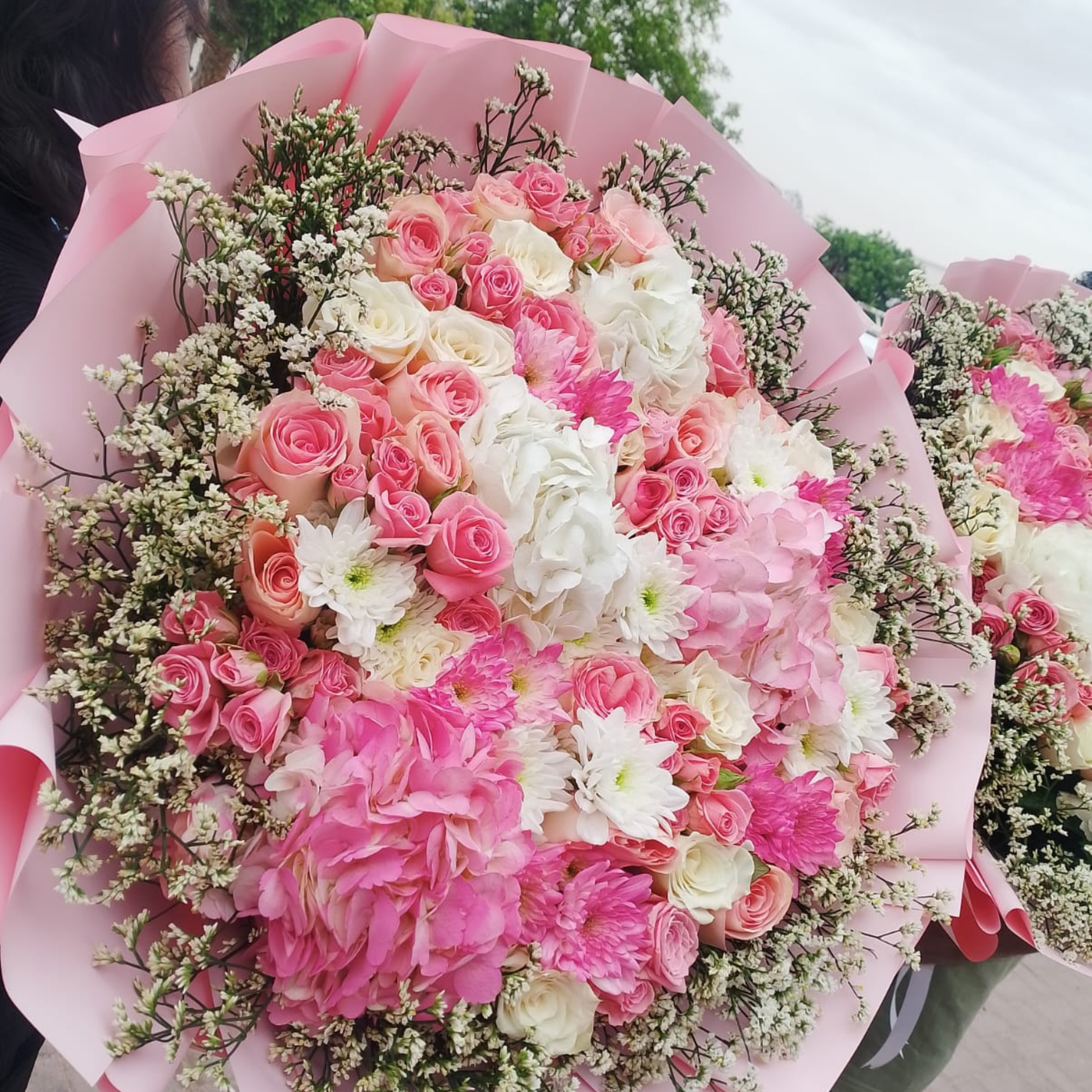 Hydrangea, Baby Roses & Roses Bouquet Dubai | Luxury Mixed Flower Bouquet