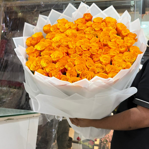 100 Premium Orange Roses – Fresh, Vibrant & Hand-Selected
