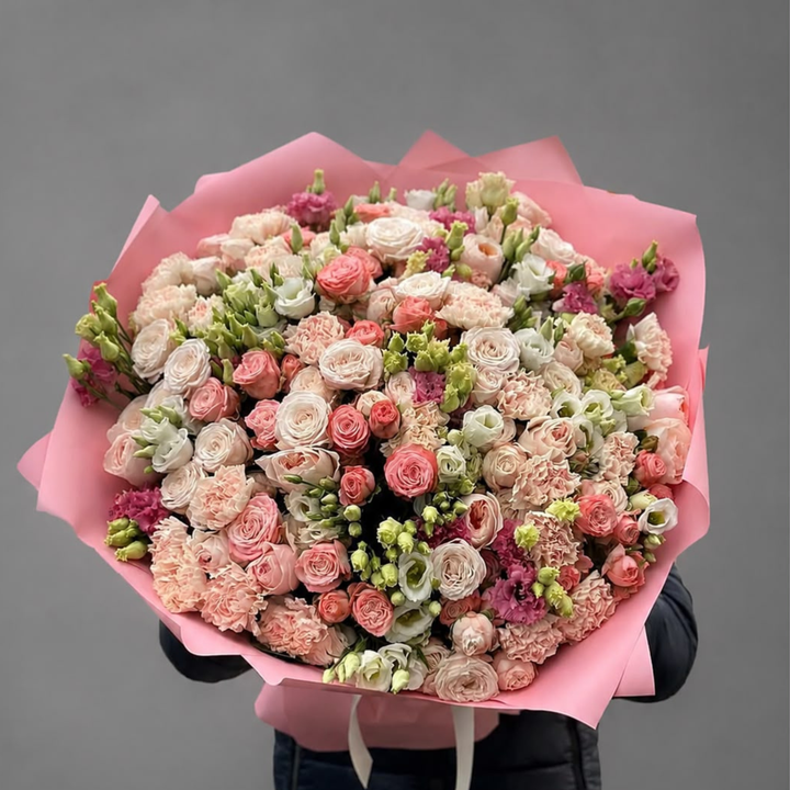 Luxury Mixed Bouquet  Spray Roses, Standard Roses, Carnations & Lisianthus | Dubai