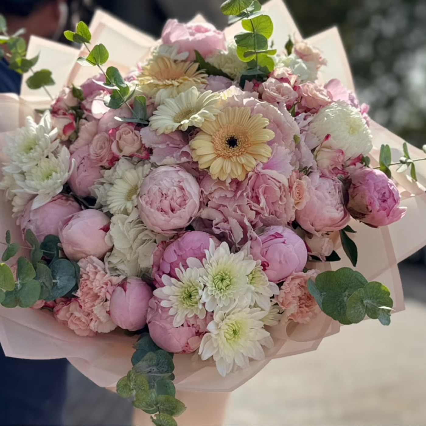 Premium Pastel Peony Bouquet Dubai | Luxury Mixed Flower Arrangement