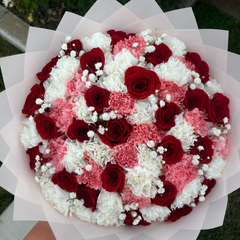 Red Roses, Pink & White Carnations & Baby's Breath – Classic Mixed Bouquet Dubai
